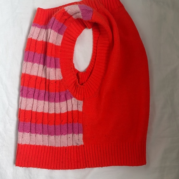 Striped sweater vest - Picture 3 of 4